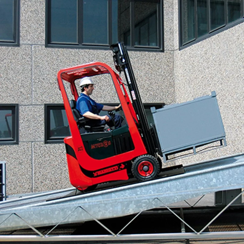 NEUWERTH Logistics SA - Mariotti - Mycros - 3-wheels electric forklift truck