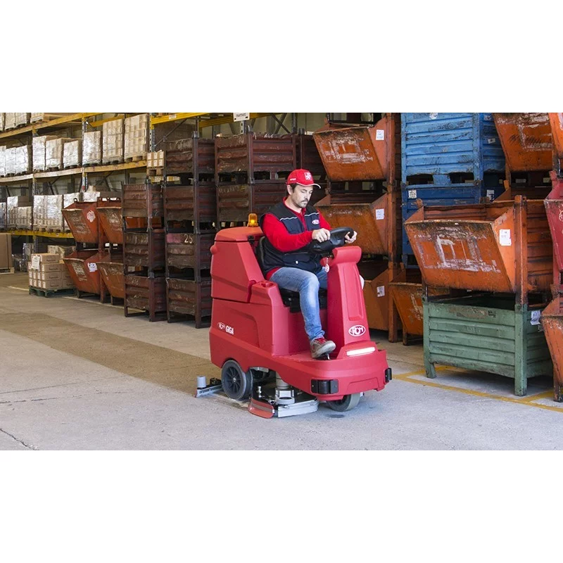 NEUWERTH Logistics SA - RCM - RCM Giga - Autolaveuse