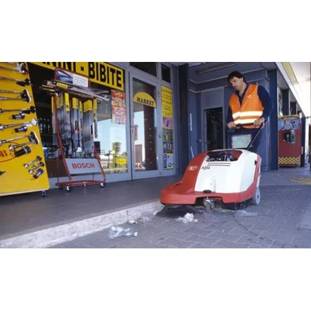 NEUWERTH Logistics SA - RCM - RCM Alfa - Balayeuse