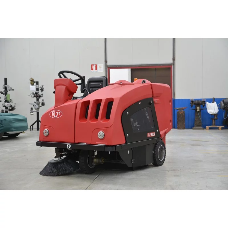 NEUWERTH Logistics SA - RCM - RCM Boxer Plus - Balayeuse