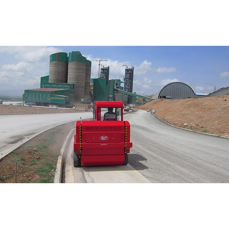 NEUWERTH Logistics SA - RCM - RCM Duemila - Balayeuse