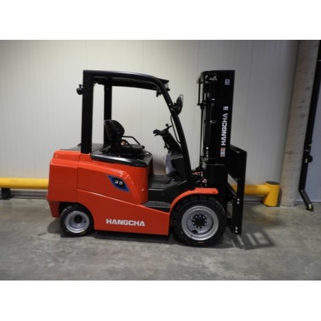 NEUWERTH Logistics SA - Hangcha - CPD35-AEY2 - Chariot-élévateur électrique