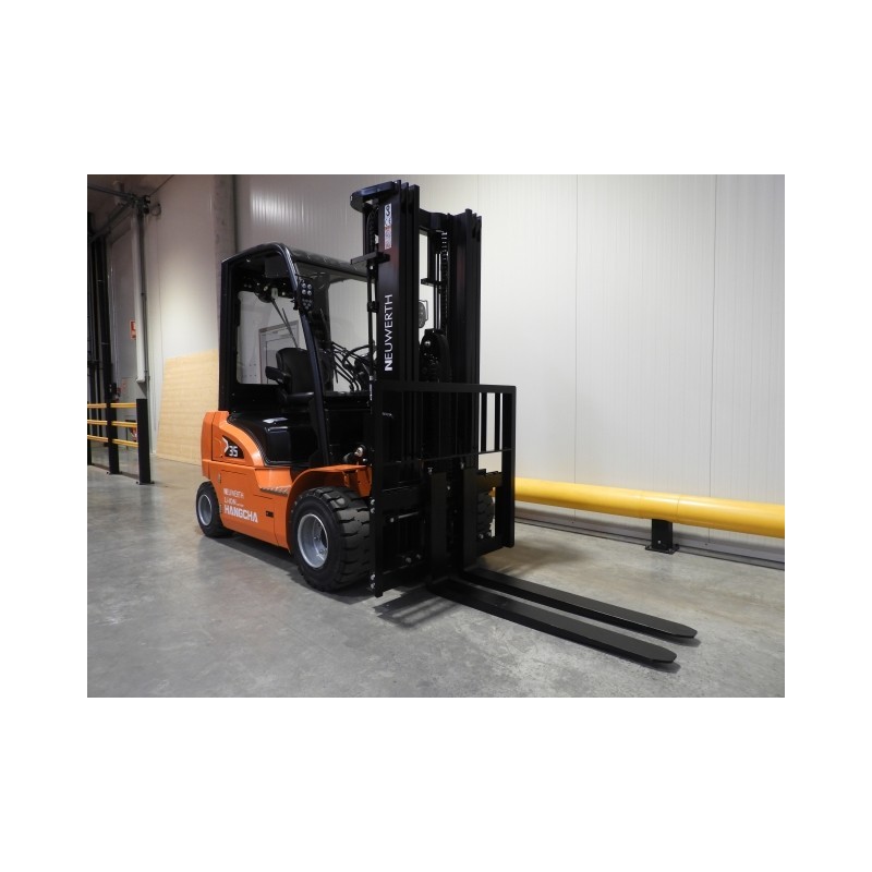 NEUWERTH Logistics SA - Hangcha - CPD35-XD4-SI21 - Chariot-élévateur électrique