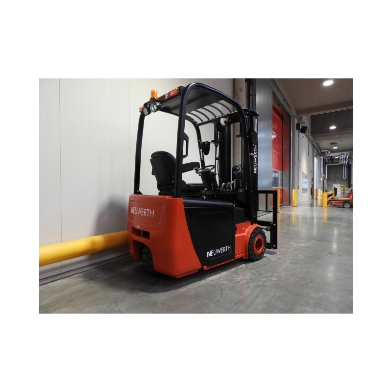 NEUWERTH Logistics SA - Hangcha - CPDS15-AHC2 - Chariot-élévateur électrique