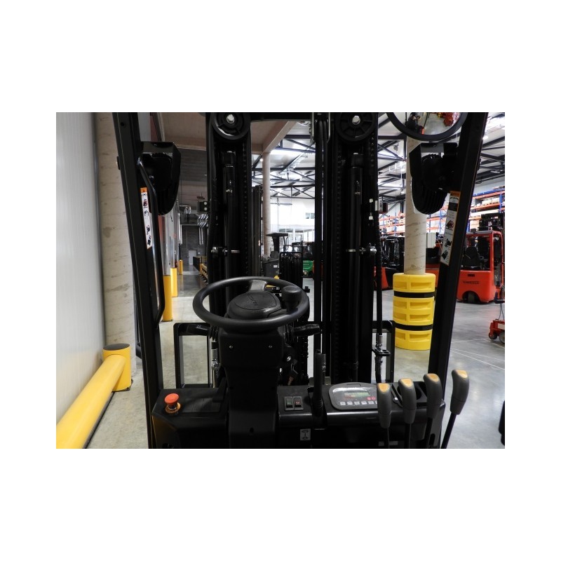 NEUWERTH Logistics SA - Hangcha - CPDS16-AZ5 - Chariot-élévateur électrique