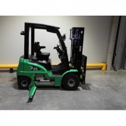 NEUWERTH Logistics SA - Hangcha - CPD25-XD4-SI21 - Chariot-élévateur électrique 2