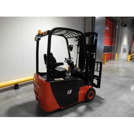 NEUWERTH Logistics SA - Hangcha - CPDS15-AHC2 - Chariot-élévateur électrique