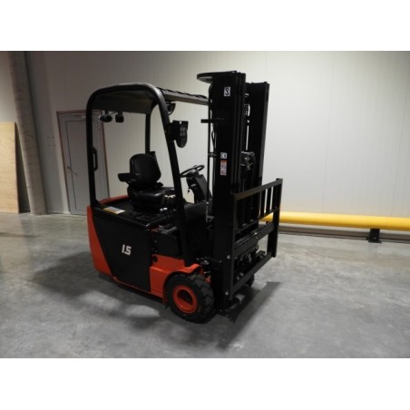 NEUWERTH Logistics SA - Hangcha - CPDS15-AHC2 - Chariot-élévateur électrique