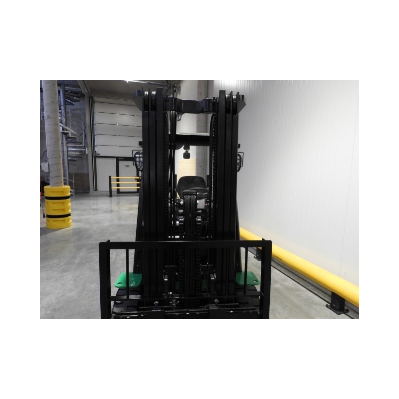 NEUWERTH Logistics SA - Hangcha - CPD35-XD4-SI21 - Chariot-élévateur électrique