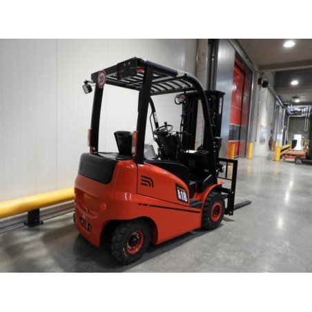 NEUWERTH Logistics SA - Hangcha - CPD18-AZ3 - Chariot-élévateur électrique