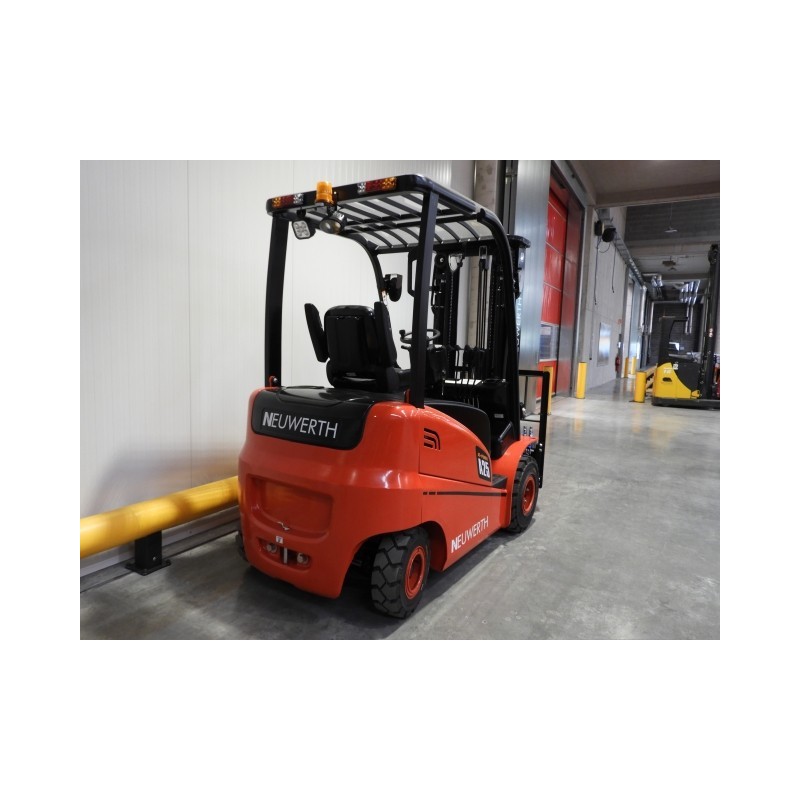 NEUWERTH Logistics SA - Hangcha - CPD25-AZ3 - Chariot-élévateur électrique