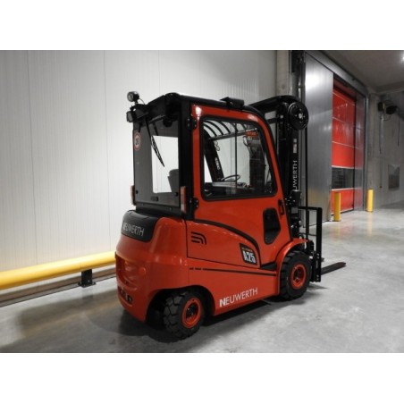 NEUWERTH Logistics SA - Hangcha - CPD25-AC4 - Chariot-élévateur électrique