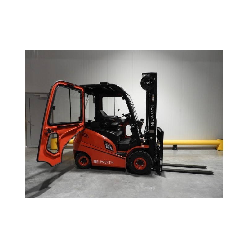 NEUWERTH Logistics SA - Hangcha - CPD25-AC4 - Chariot-élévateur électrique