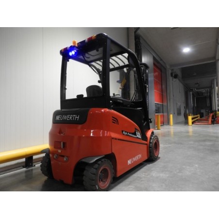 NEUWERTH Logistics SA - Hangcha - CPD35-AC4H - Chariot-élévateur électrique