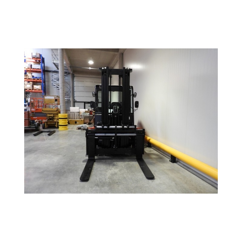 NEUWERTH Logistics SA - Hangcha - CPD50J - Chariot-élévateur électrique