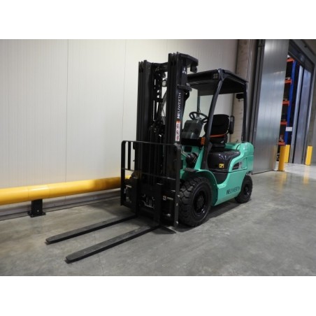 NEUWERTH Logistics SA - Mitsubishi - FD25N3 - Chariot-élévateur Diesel