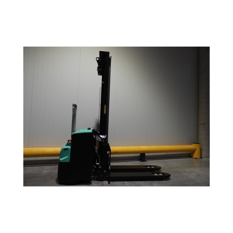 NEUWERTH Logistics SA - Mitsubishi - SBP12N2I - Gerbeur électrique