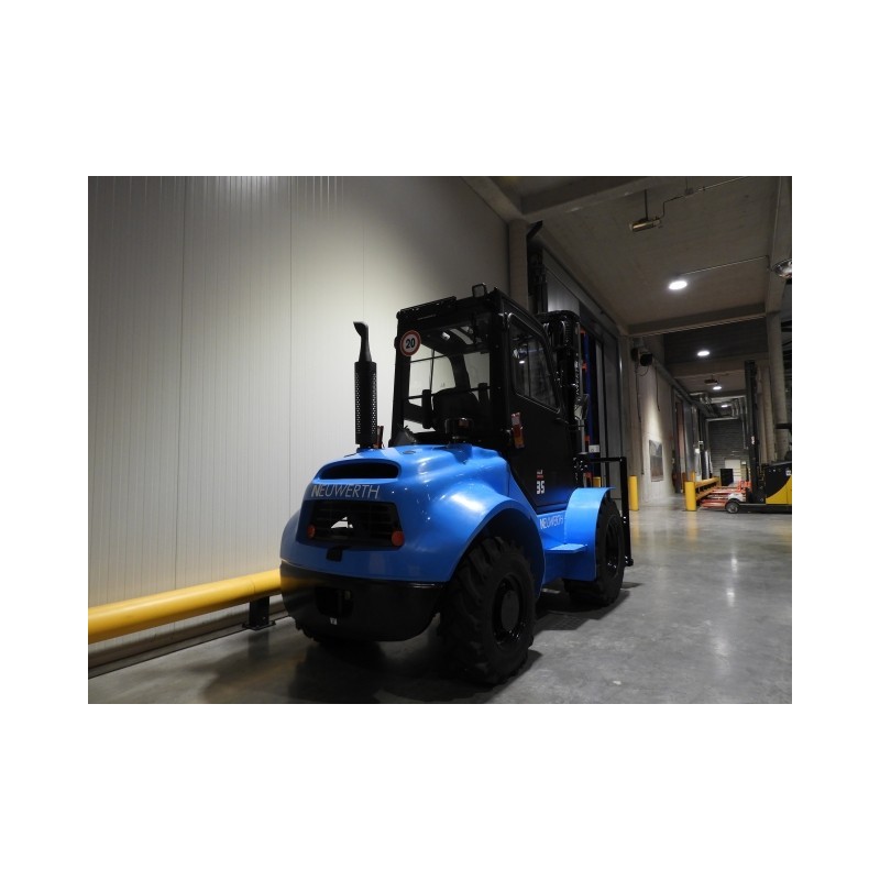 NEUWERTH Logistics SA - Hangcha - CPCD35-XW98C-RT4 - Chariot-élévateur Diesel