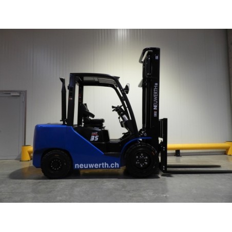 NEUWERTH Logistics SA - Hangcha - CPCD35-XH7F - Chariot-élévateur Diesel