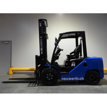 NEUWERTH Logistics SA - Hangcha - CPCD35-XH7F - Chariot-élévateur Diesel