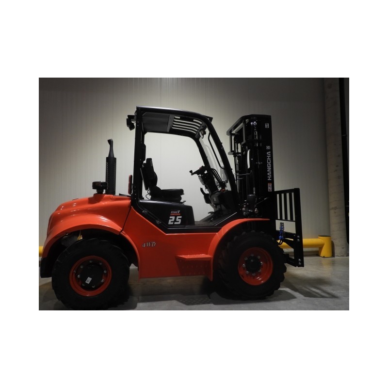 NEUWERTH Logistics SA - Hangcha - CPCD25-XW98C-RT4 - Chariot-élévateur Diesel