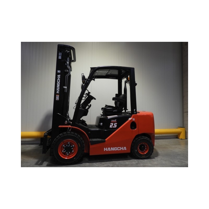 NEUWERTH Logistics SA - Hangcha - CPCD25-XH7F - Chariot-élévateur Diesel