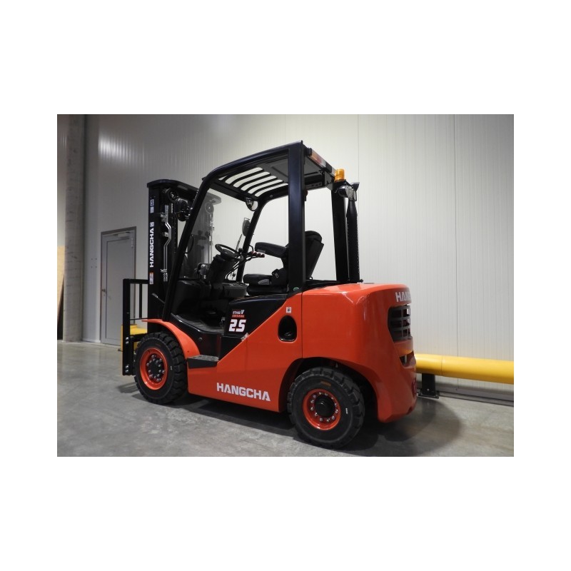 NEUWERTH Logistics SA - Hangcha - CPCD25-XH7F - Chariot-élévateur Diesel