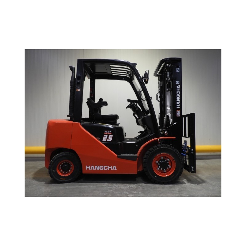 NEUWERTH Logistics SA - Hangcha - CPCD25-XH7F - Chariot-élévateur Diesel