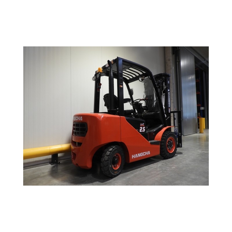 NEUWERTH Logistics SA - Hangcha - CPCD25-XH7F - Chariot-élévateur Diesel