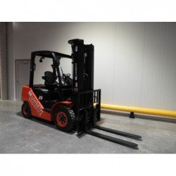 NEUWERTH Logistics SA - Hangcha - CPCD25-XW56F - Chariot-élévateur Diesel 2