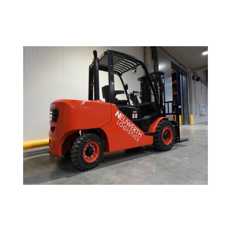 NEUWERTH Logistics SA - Hangcha - CPCD50-XXH8BN - Chariot-élévateur Diesel