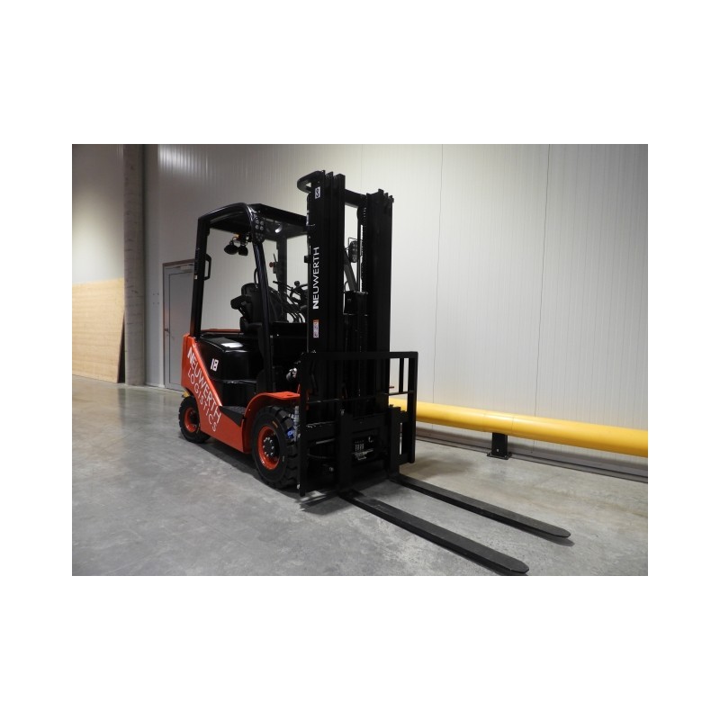 NEUWERTH Logistics SA - Hangcha - CPCD18-XW32F - Chariot-élévateur Diesel