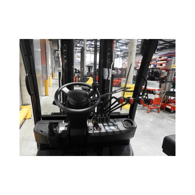 NEUWERTH Logistics SA - Hangcha - CPCD18-XW32F - Chariot-élévateur Diesel