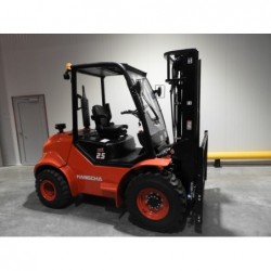 NEUWERTH Logistics SA - Hangcha - CPCD25-XW98E-RT2 - Chariot-élévateur Diesel