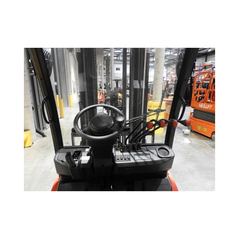 NEUWERTH Logistics SA - Hangcha - CPCD25-XW56F - Chariot-élévateur Diesel