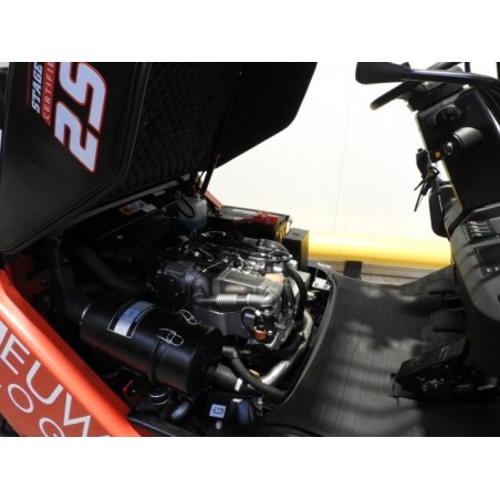 NEUWERTH Logistics SA - Hangcha - CPCD25-XH7F - Chariot-élévateur Diesel