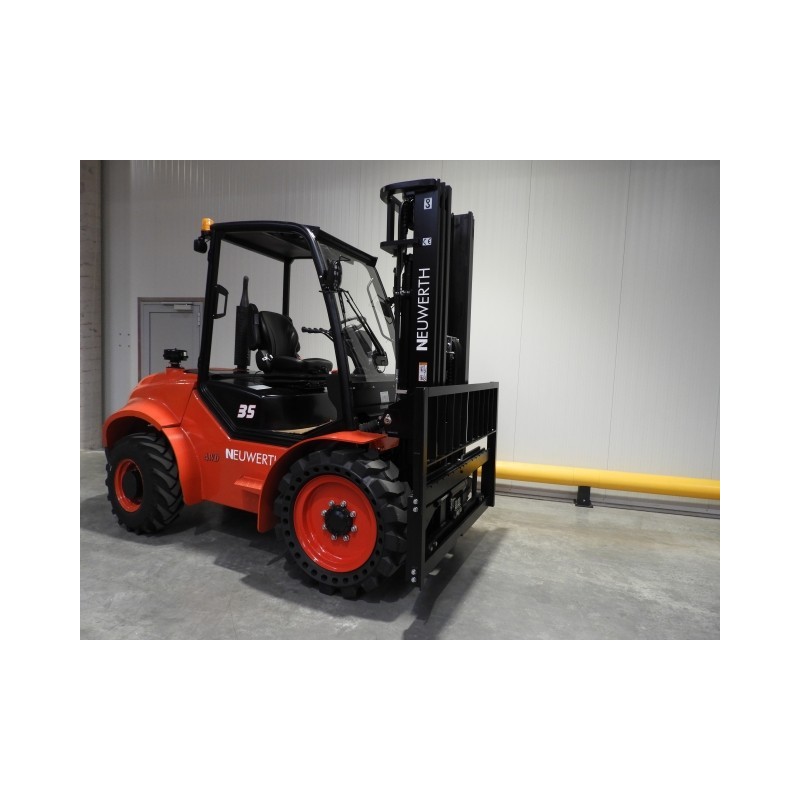 NEUWERTH Logistics SA - Hangcha - CPCD35-XW98C-RT4 - Chariot-élévateur Diesel