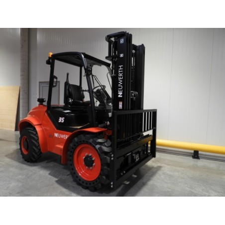 NEUWERTH Logistics SA - Hangcha - CPCD35-XW98C-RT4 - Chariot-élévateur Diesel