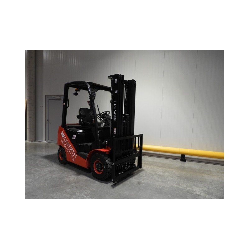 NEUWERTH Logistics SA - Hangcha - CPCD18-XW32F - Chariot-élévateur Diesel