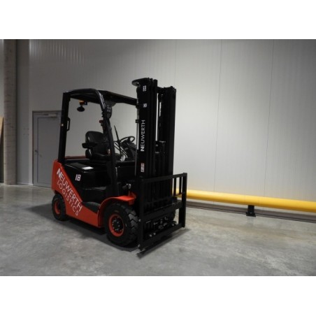 NEUWERTH Logistics SA - Hangcha - CPCD18-XW32F - Chariot-élévateur Diesel