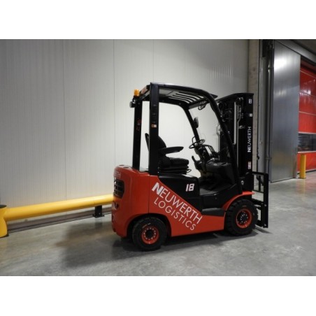 NEUWERTH Logistics SA - Hangcha - CPCD18-XW32F - Chariot-élévateur Diesel