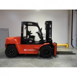 NEUWERTH Logistics SA - Hangcha - CPCD70-XW65G - Chariot-élévateur Diesel
