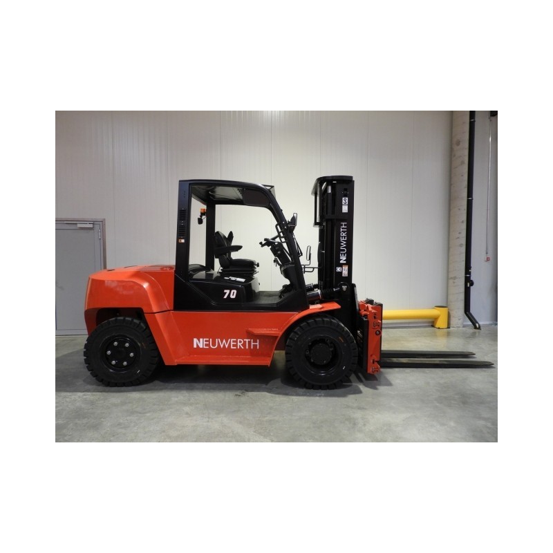 NEUWERTH Logistics SA - Hangcha - CPCD70-XW65G - Chariot-élévateur Diesel