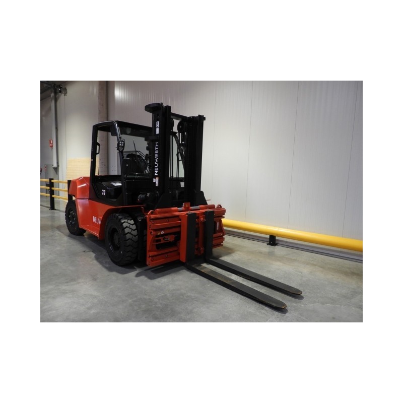 NEUWERTH Logistics SA - Hangcha - CPCD70-XW65G - Chariot-élévateur Diesel