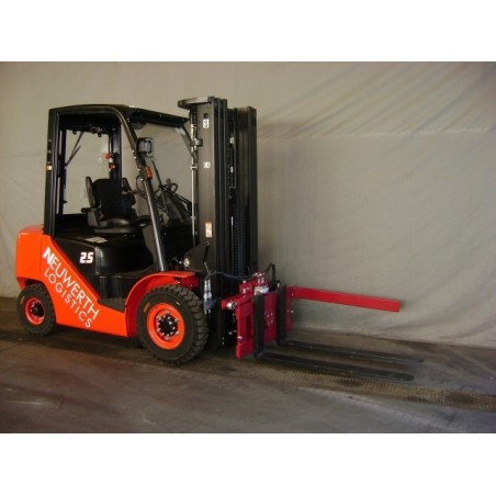 NEUWERTH Logistics SA - Hangcha - CPCD25-XW56F - Chariot-élévateur Diesel