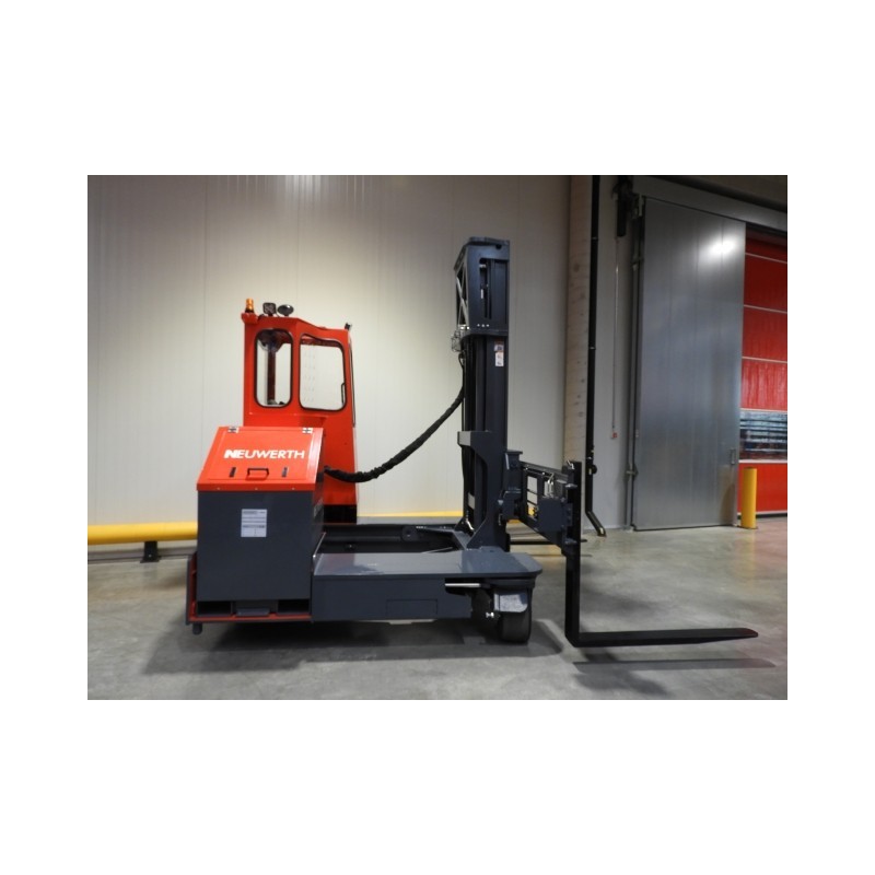 NEUWERTH Logistics SA - Hangcha - TFC30 - Chariot-élévateur multidirectionnel