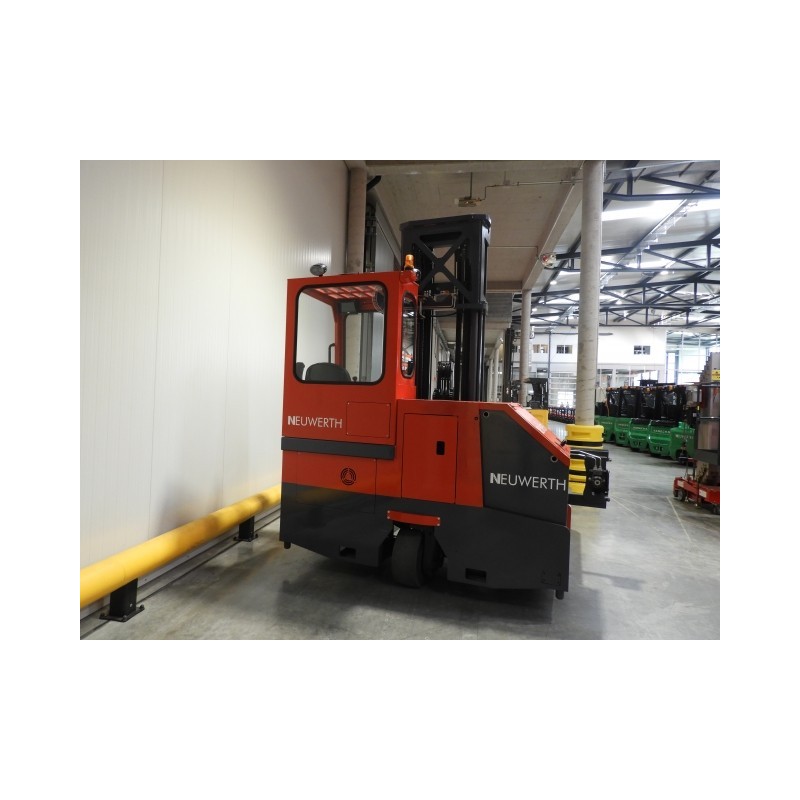 NEUWERTH Logistics SA - Hangcha - TFC30 - Chariot-élévateur multidirectionnel