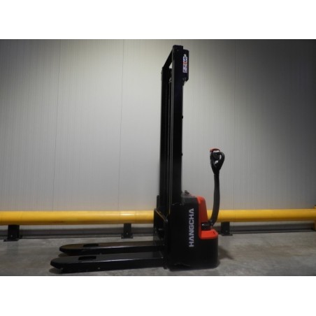 NEUWERTH Logistics SA - Hangcha - CDD12-AMC1-L - Gerbeur électrique