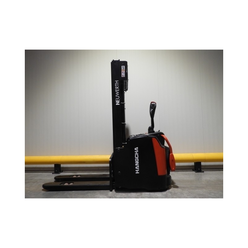 NEUWERTH Logistics SA - Hangcha - CDD16-AZ3S-L - Gerbeur électrique