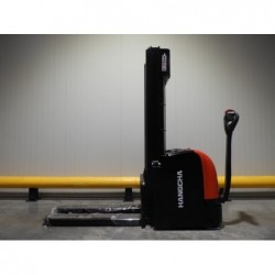 NEUWERTH Logistics SA - Hangcha - CDD20-AZ3 - Gerbeur électrique 2